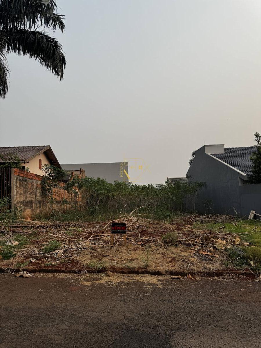 Apenas 350 metros do Lago Municipal, à venda em Marechal Cândido Rondon